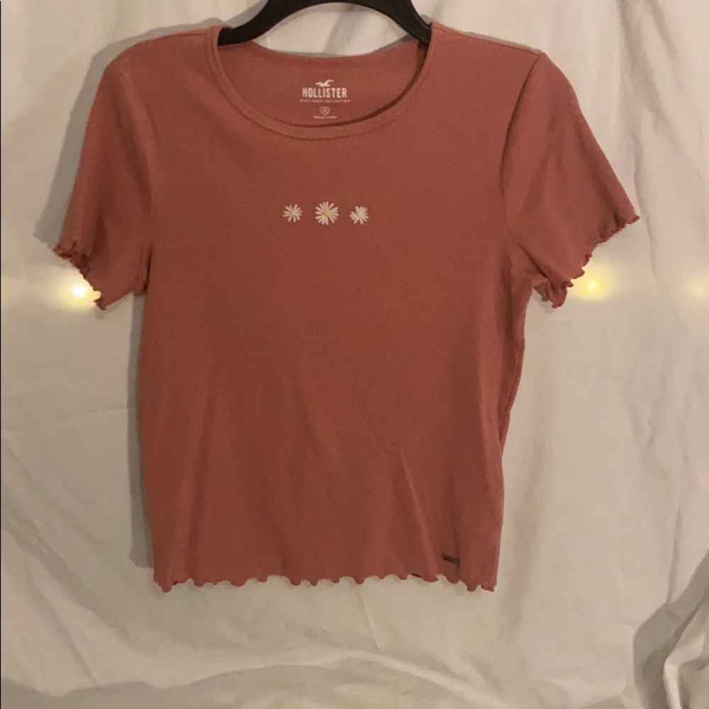 Pink hollister embroidered crop top M